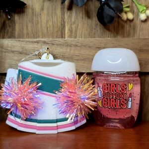 Bath & Body Works 🤸‍♂ Cheer Uniform w/ Pom Poms Pocketbac Holder Bag Charm